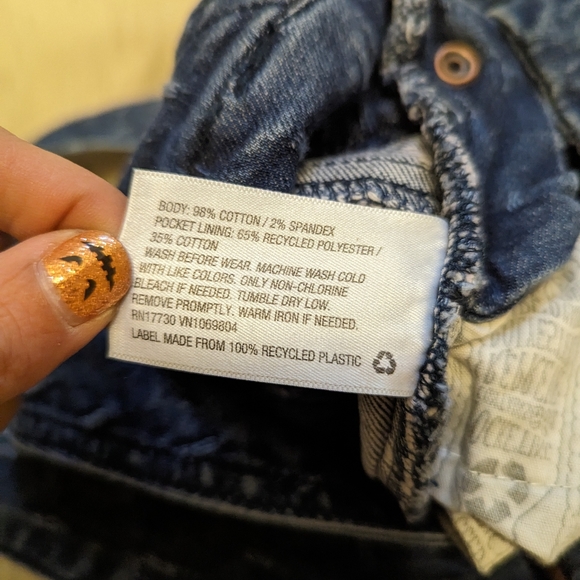 Genuine Kids by OshKosh dark blue denim overalls size 5T - Picture 8 of 8